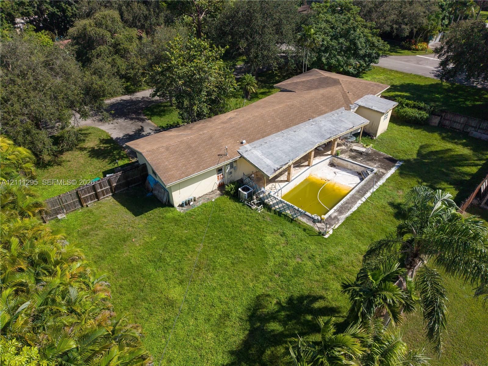 12940 SW 82 CT, photo 1
